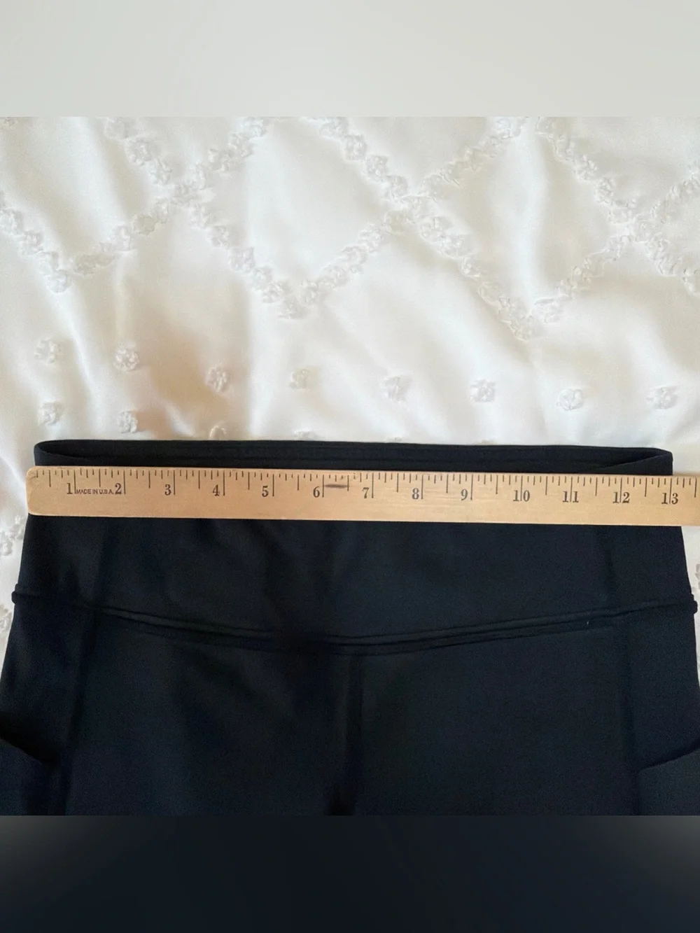 Lululemon Pace Rival Mid-Rise Crop 22